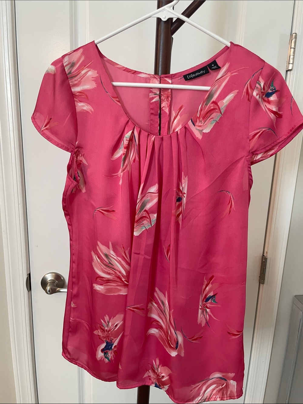 Fabletics Hot Pink Floral Scoop-Neck Blouse